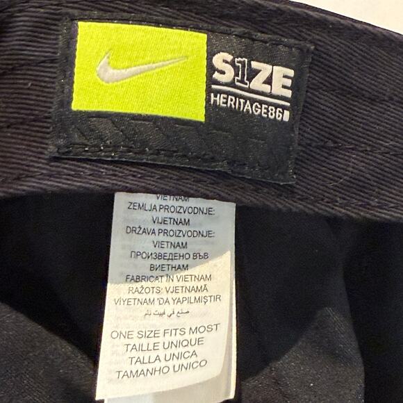 Nike Women's Dri-FIT Club Swoosh Cap - Picture 3 of 5